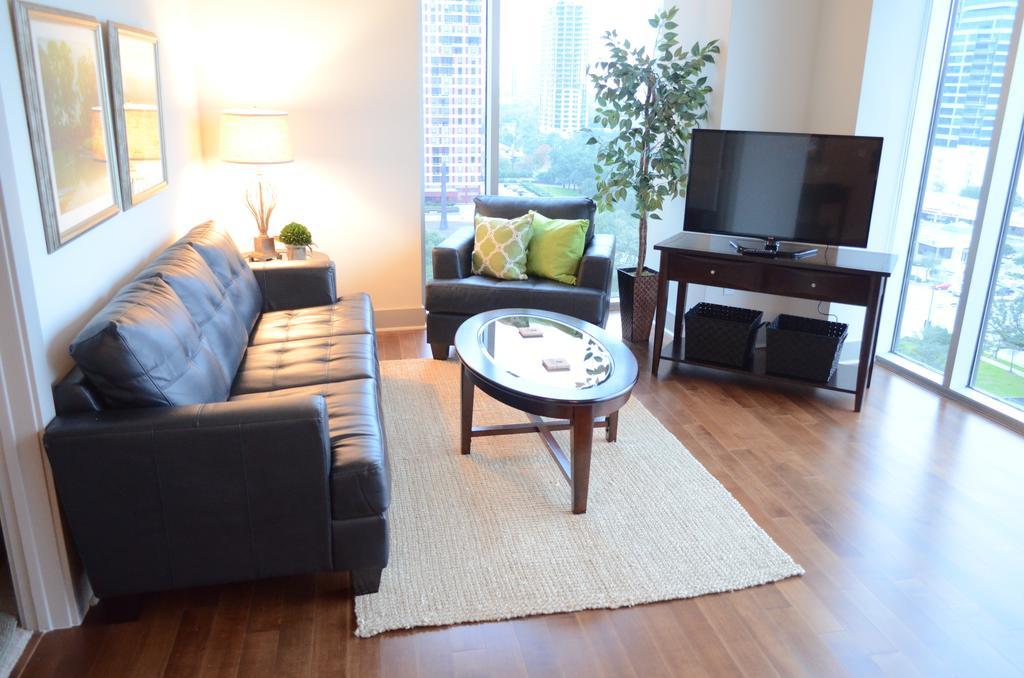 Hanover Post Oak Apartment Хюстън Стая снимка